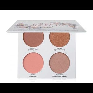 Seraphine Botanicals Happy Hibiscus Blush Palette. New in Box
